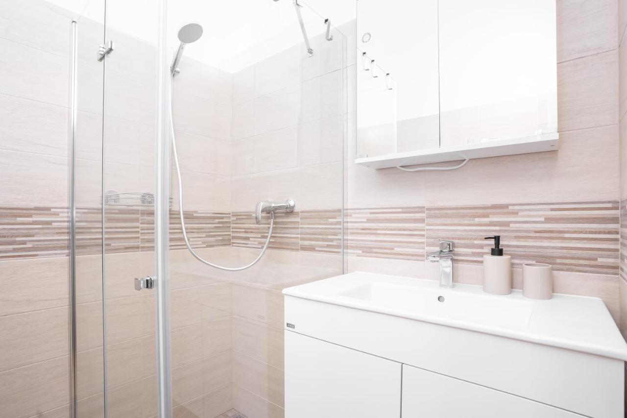 Prague Days - Bright Apartment - Old Town Bagian luar foto